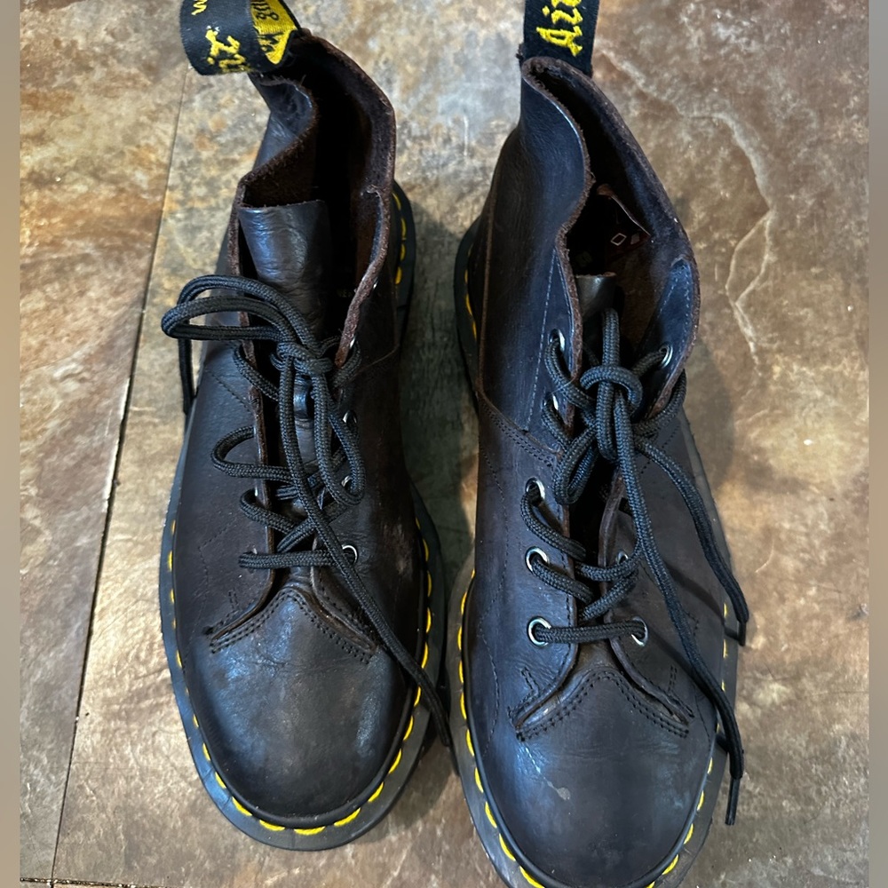 dr martens MENS sz 8